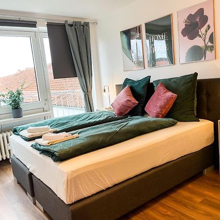 Apartment Fuer 3 Gaeste Kostenlose Parkplaetze Und Lift Hanóver Exterior foto