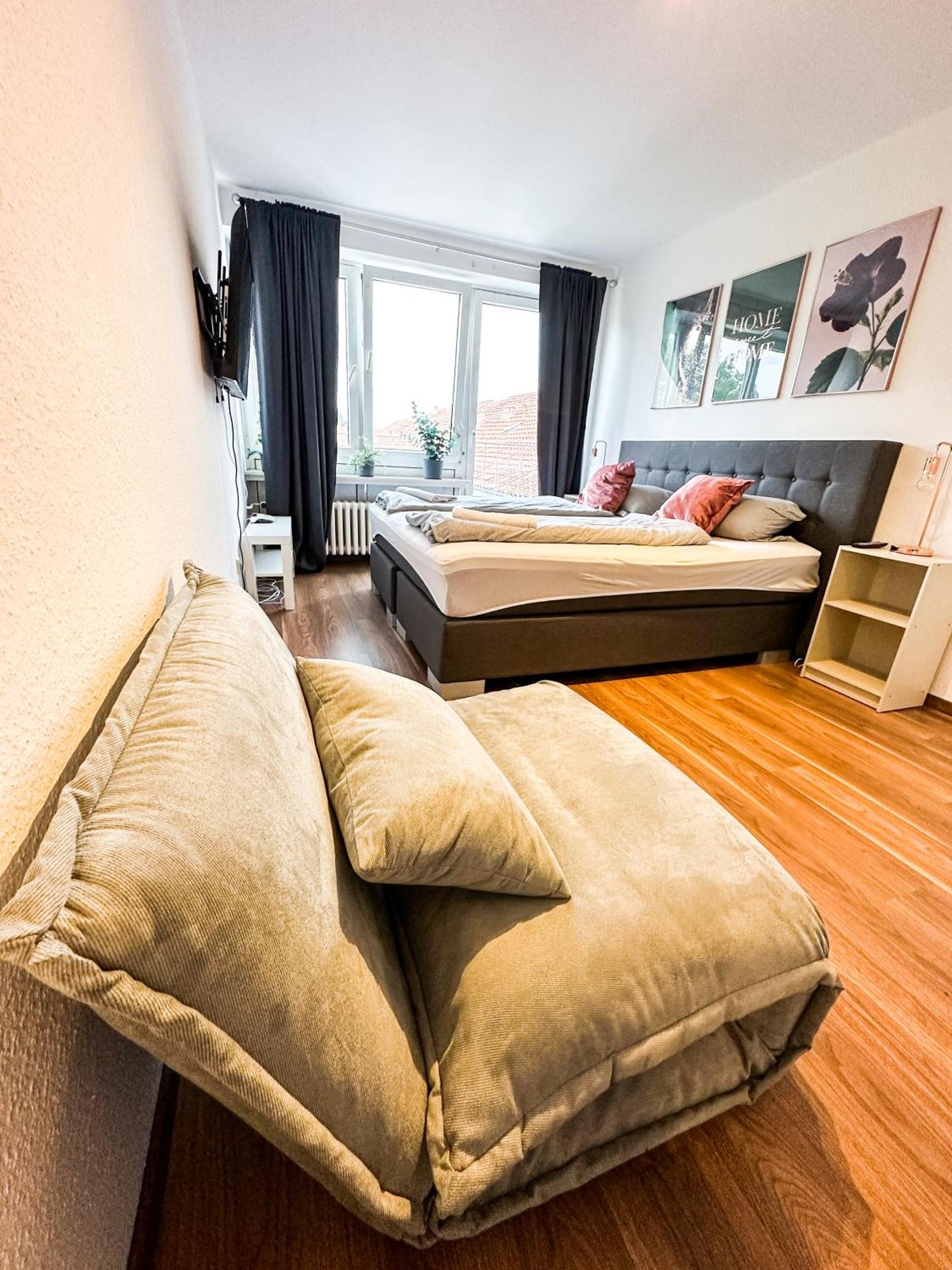 Apartment Fuer 3 Gaeste Kostenlose Parkplaetze Und Lift Hanóver Exterior foto